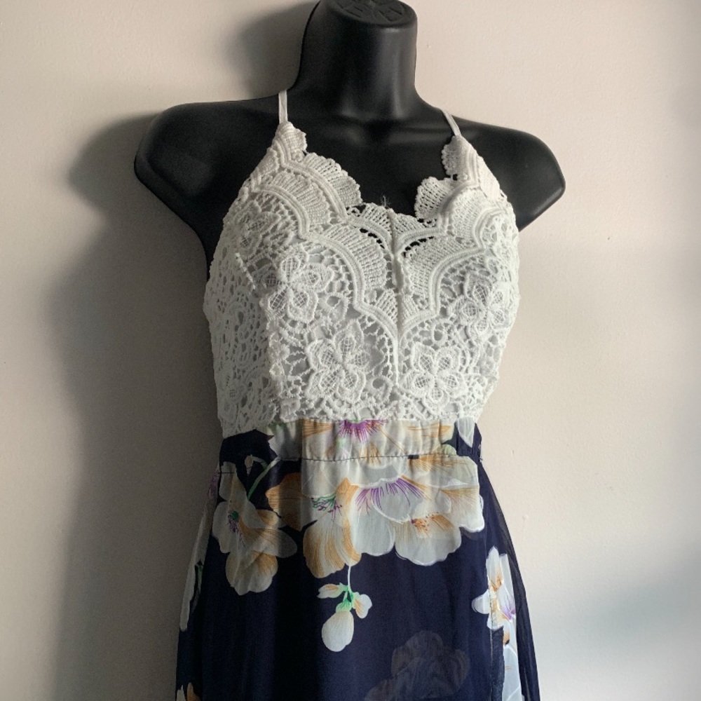 Dress - Picture 5 of 6